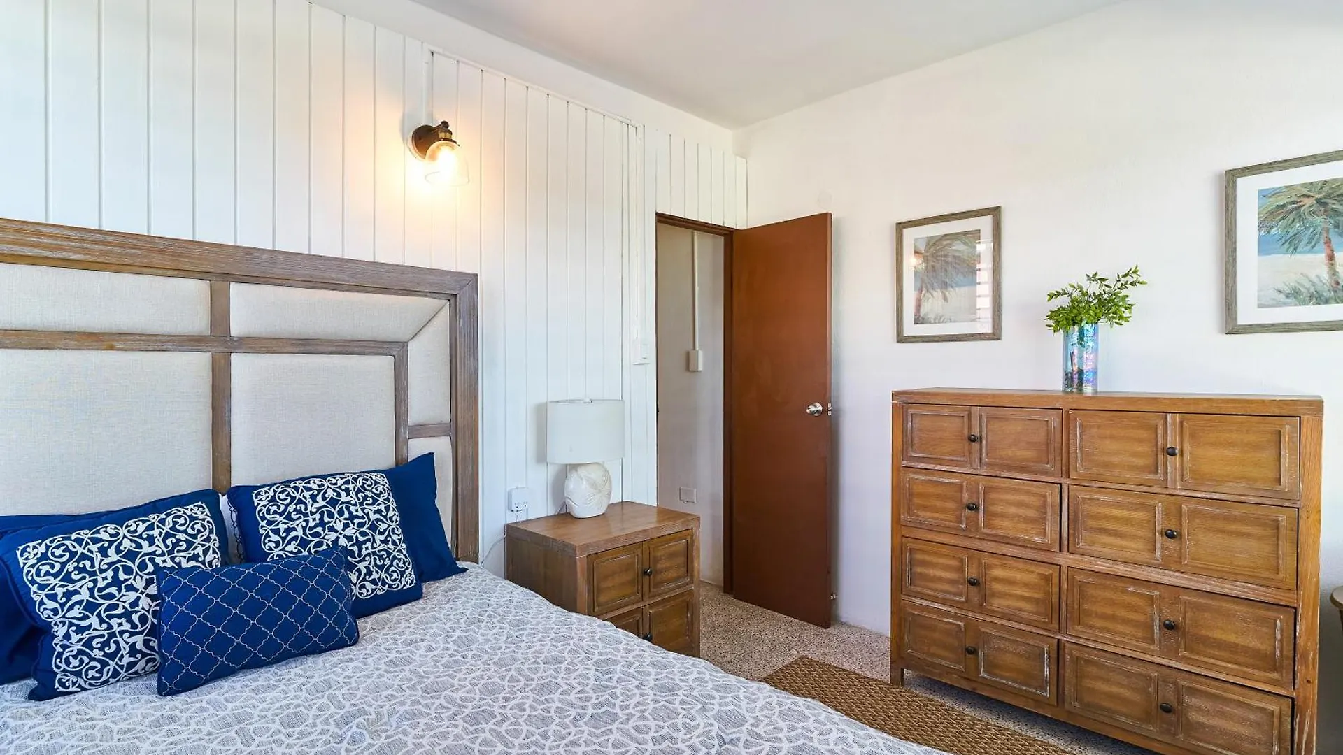 Palmeras Beach Apartments - Playa Santa Guanica Puerto Rico