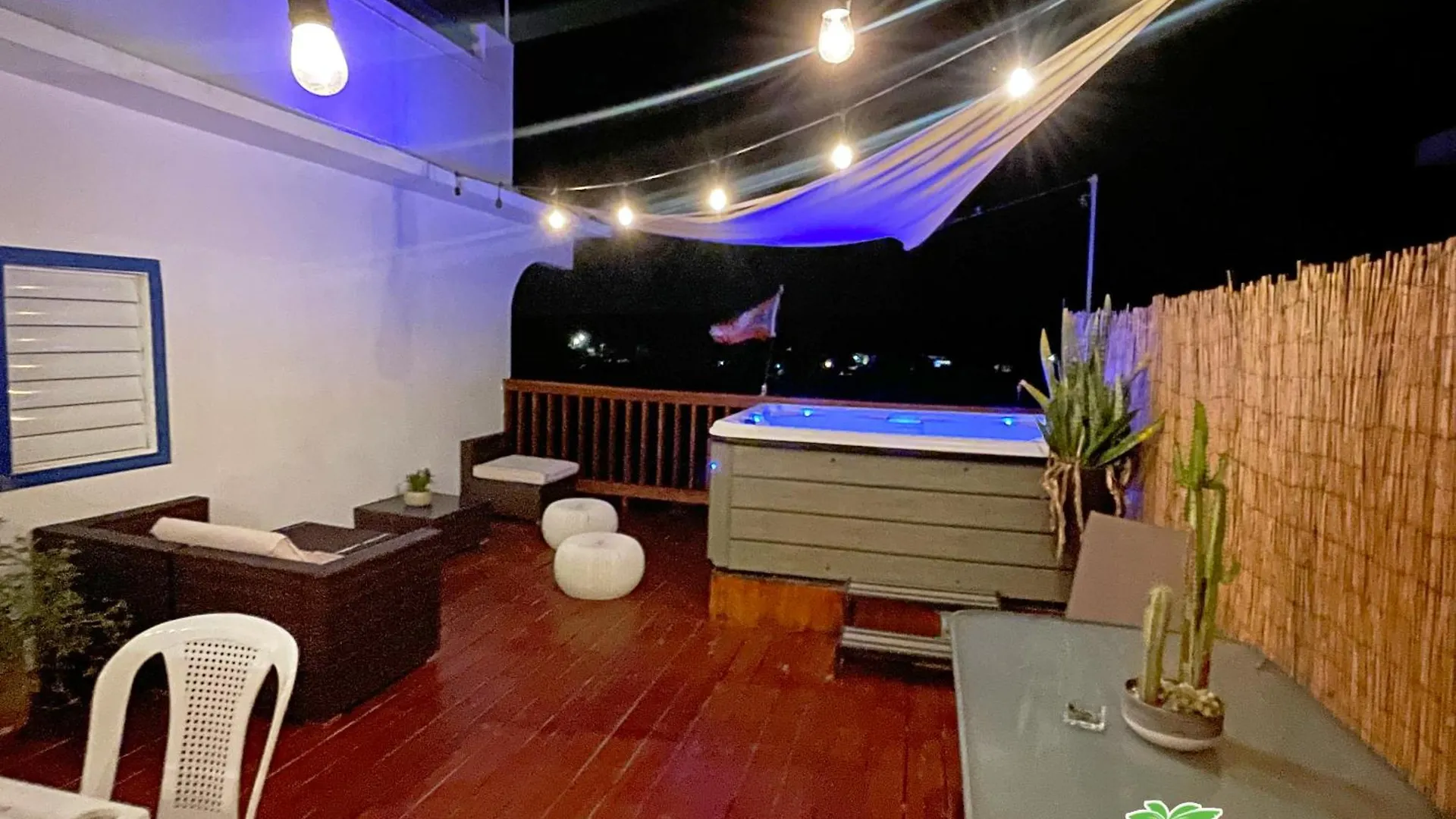 Palmeras Beach Apartments - Playa Santa Guanica